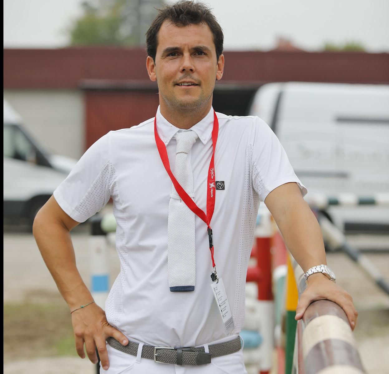 Sergio Álvarez Moya, durante un concurso hípico. 
