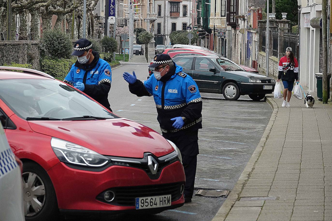 Las limitaciones en los desplazamientos durante el estado de alarma por el coronavirus son claras: solo se permite romper el confinamiento en las casas si hay una razón justificada