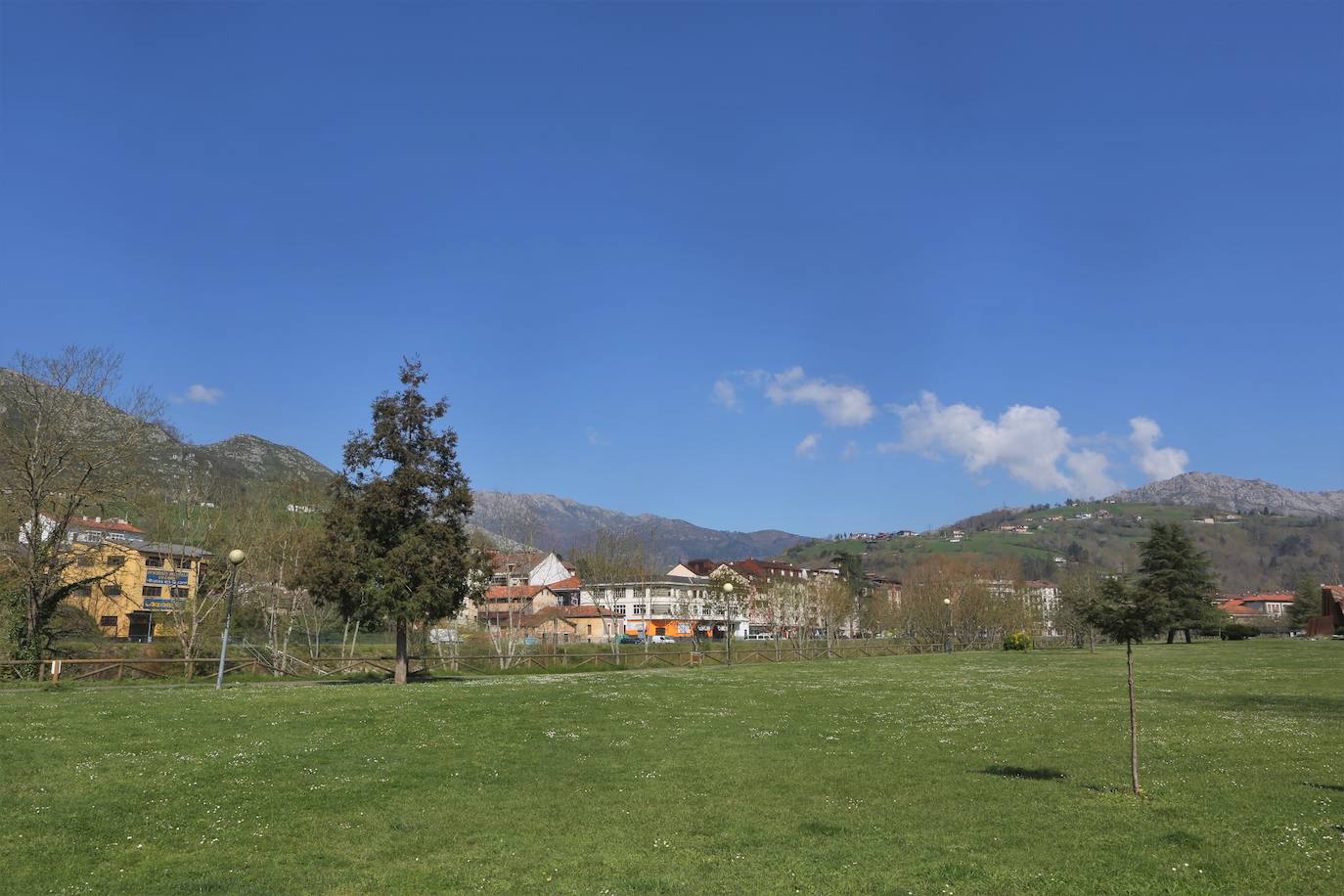 Te acercamos las imágenes de Asturias que este año apenas podemos disfrutar a causa de la terrible pandemia que azota nuestro país. 