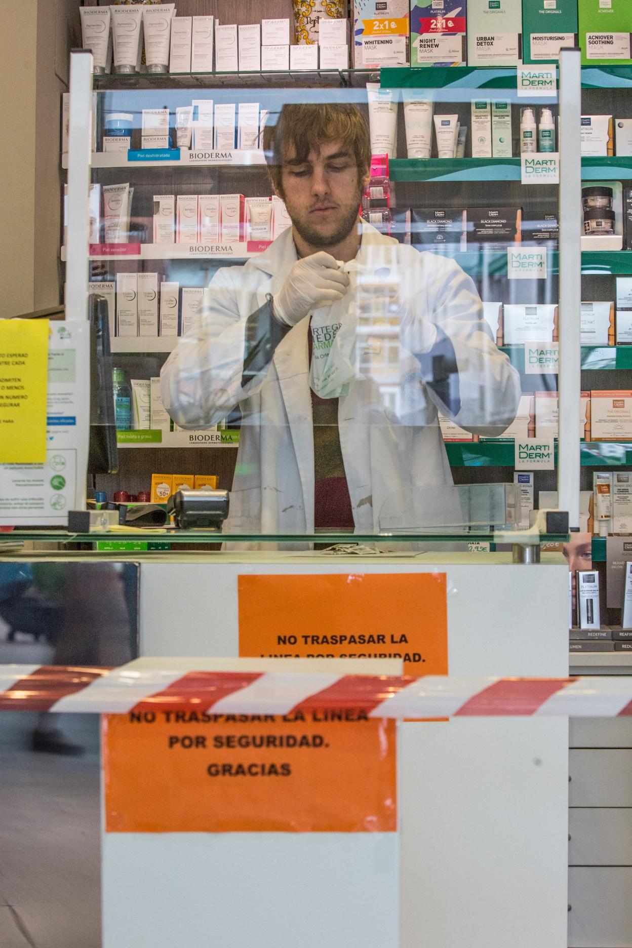 Jaime Ortega-Meder es el titular de la farmacia de la calle Pruneda. 