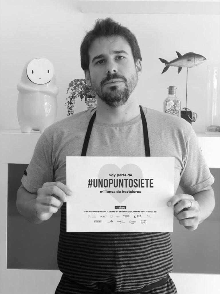 Javi Estévezse hizo famoso en 'Top Chef' y ahora dirige La Tasquería en Madrid. 