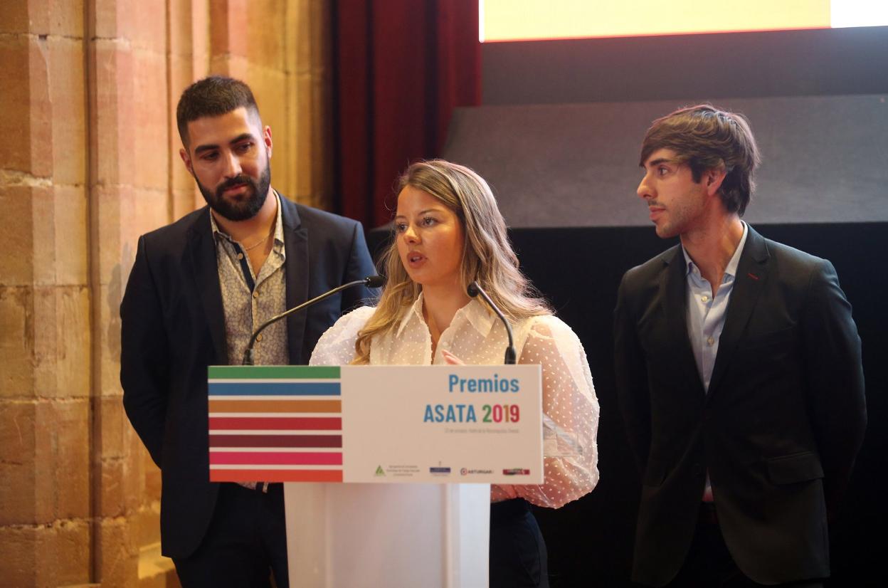 Efrén del Hoyo y su socia Laura Carús. 