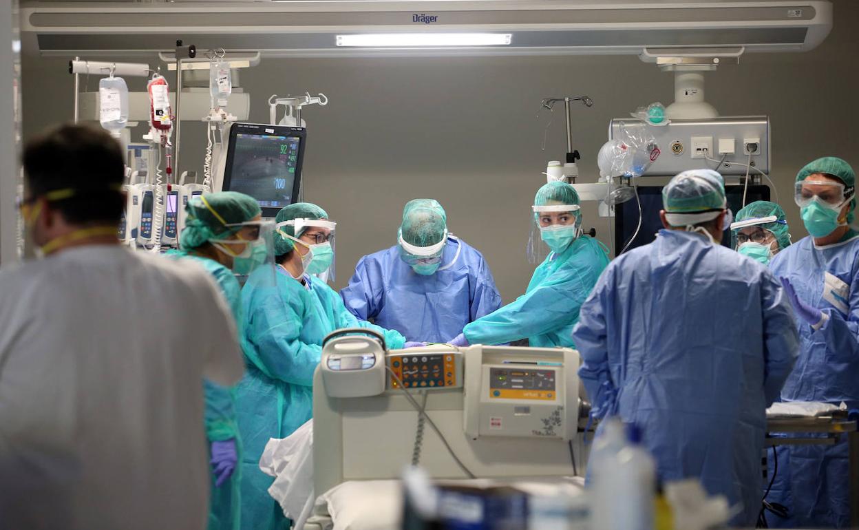 Imagen de la UCI del HUCA.