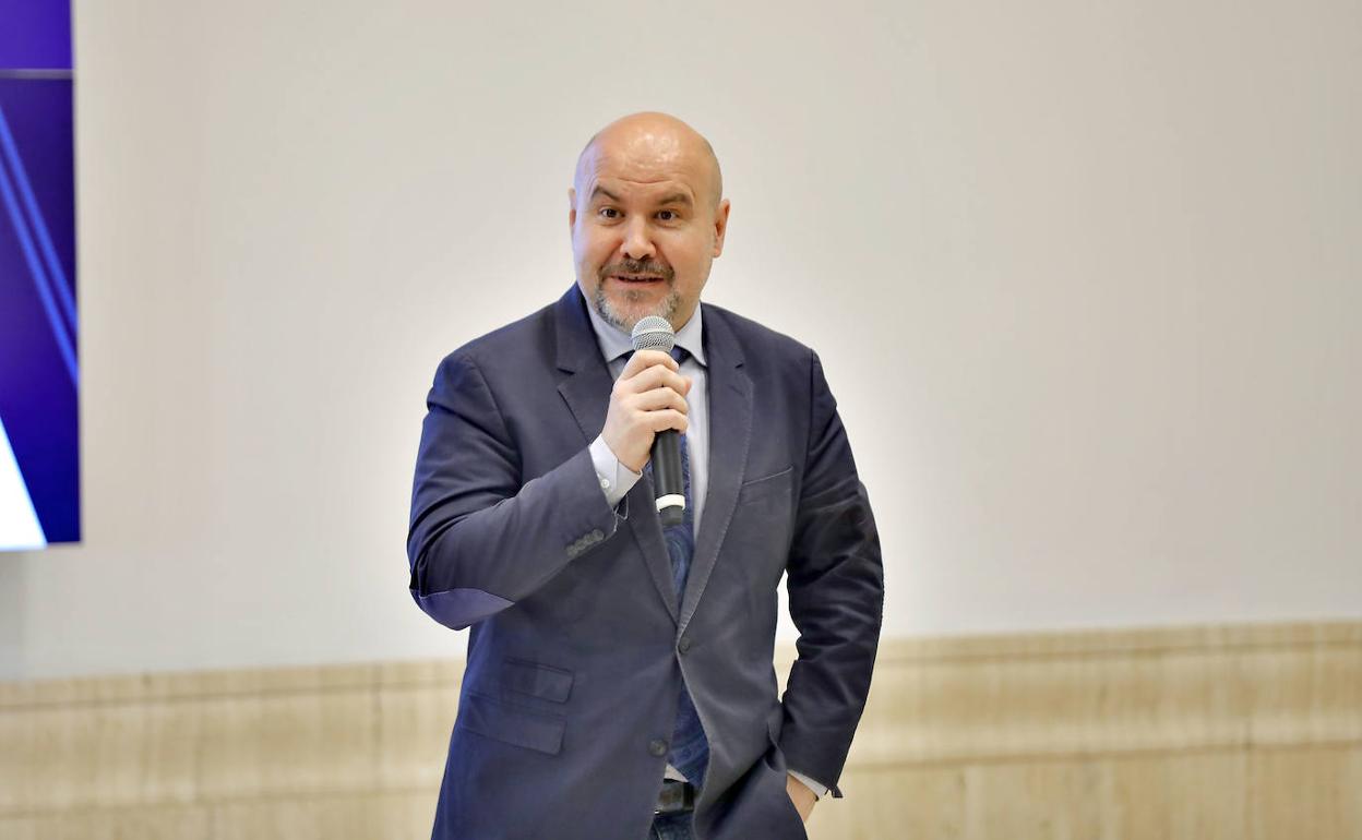 El presidente de Cermi, Luis Cayo Pérez, durante un acto en Sevilla. 