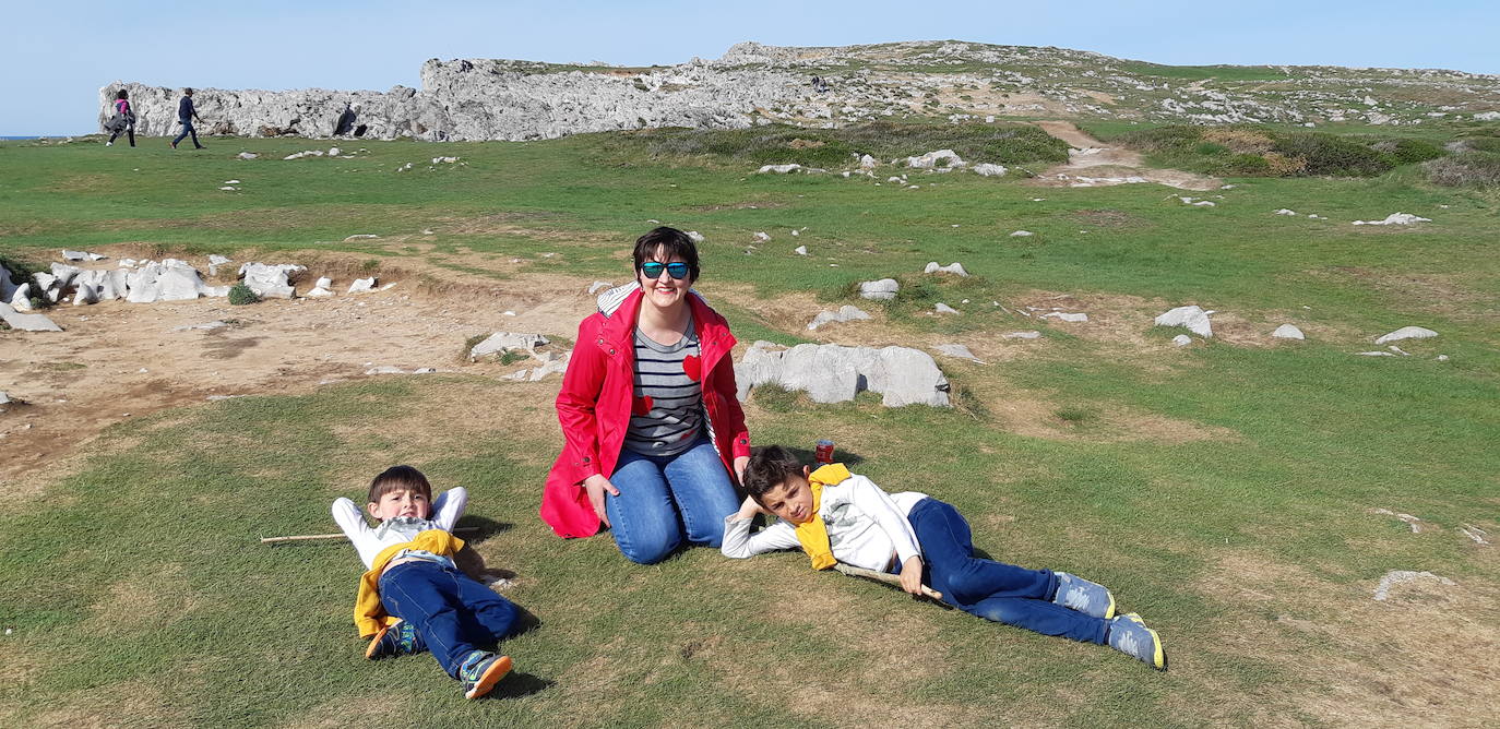 Felicidades mama este es tu día