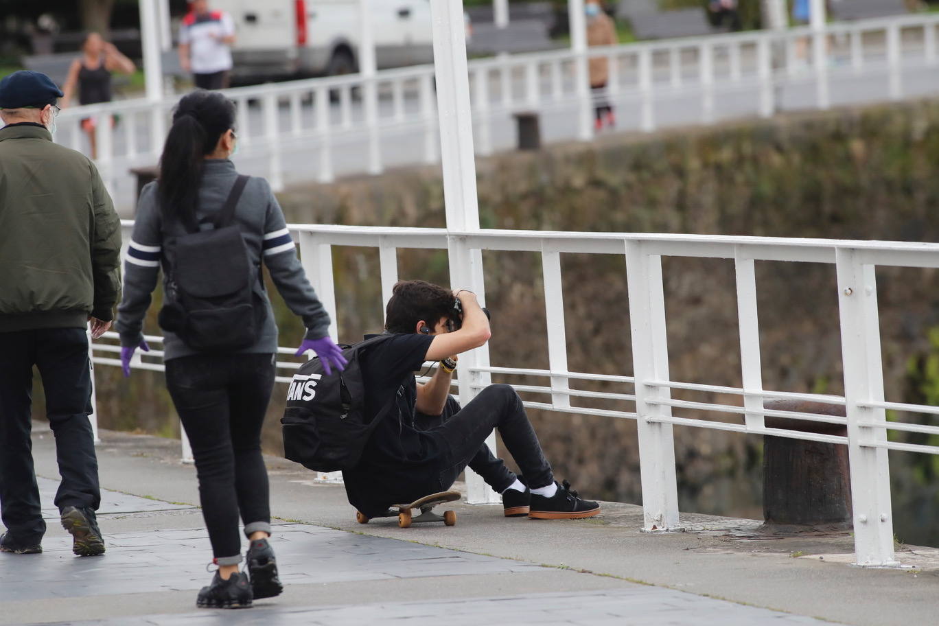 Desde las 6 de esta mañana, deportistas y paseantes reconquistaban las calles, paseos y playas tras más de 40 días confinados.