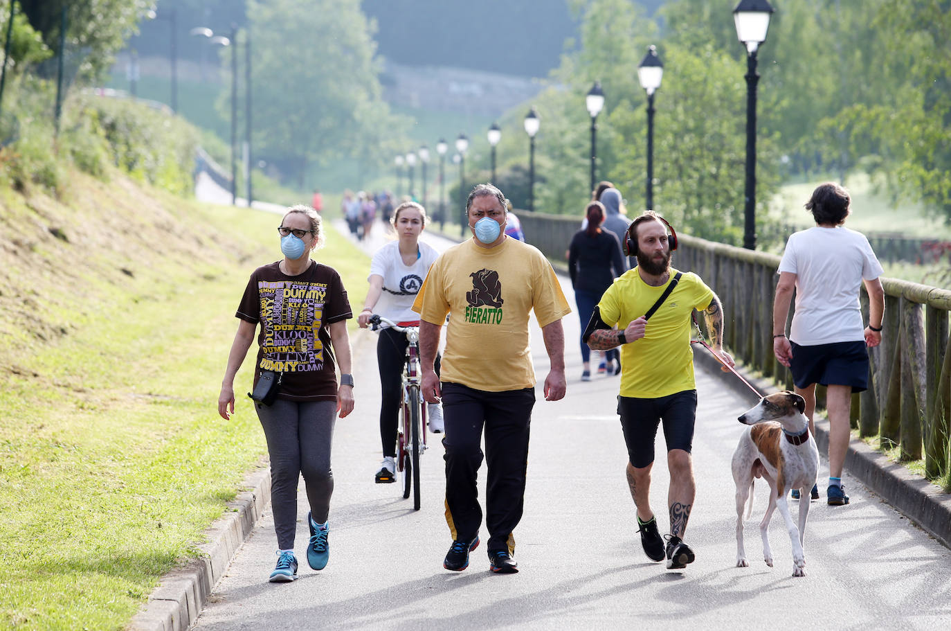 Después de un fin de semana en el que los asturianos comenzaron a salir de sus casas con el permiso por franjas temporales para hacer deporte, la región ha se adentra en la primera semana de desescalada. Comienza la fase cero, la que permitirá poco a poco ir retomando la actividad o a lo que el Gobierno ha llamado 'nueva normalidad'. 