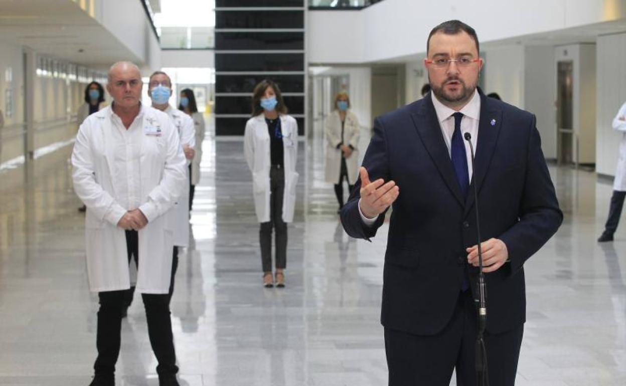 Barbón: «La 'inmunidad del rebaño' como alternativa al confinamiento es una absoluta locura»