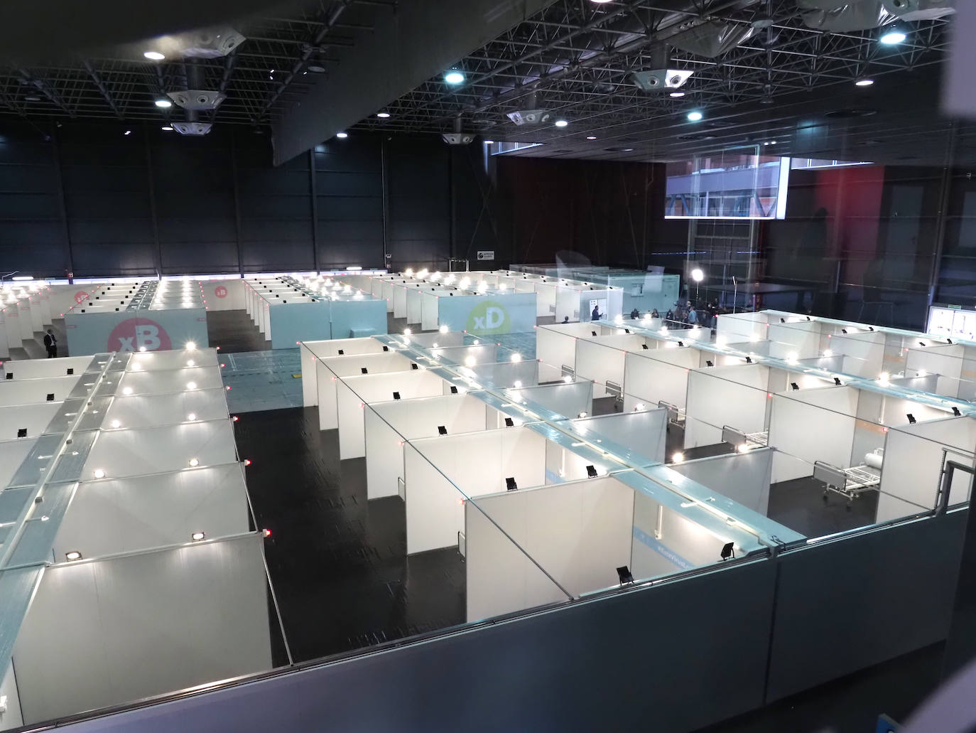 04 de abril. Gijón | Presentación del hospital de campaña instalado en el pabellón central del recinto ferial Luis Adaro. 