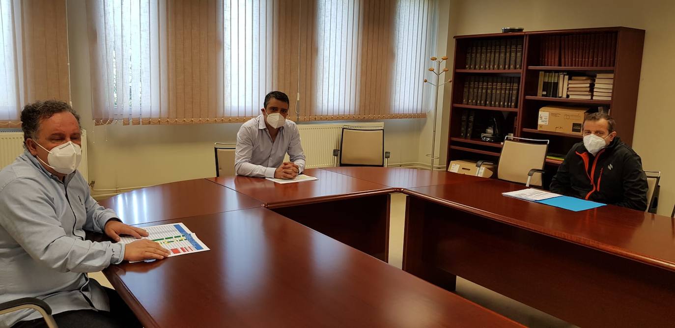 Fotos: Los centros educativos asturianos se preparan para su reapertura