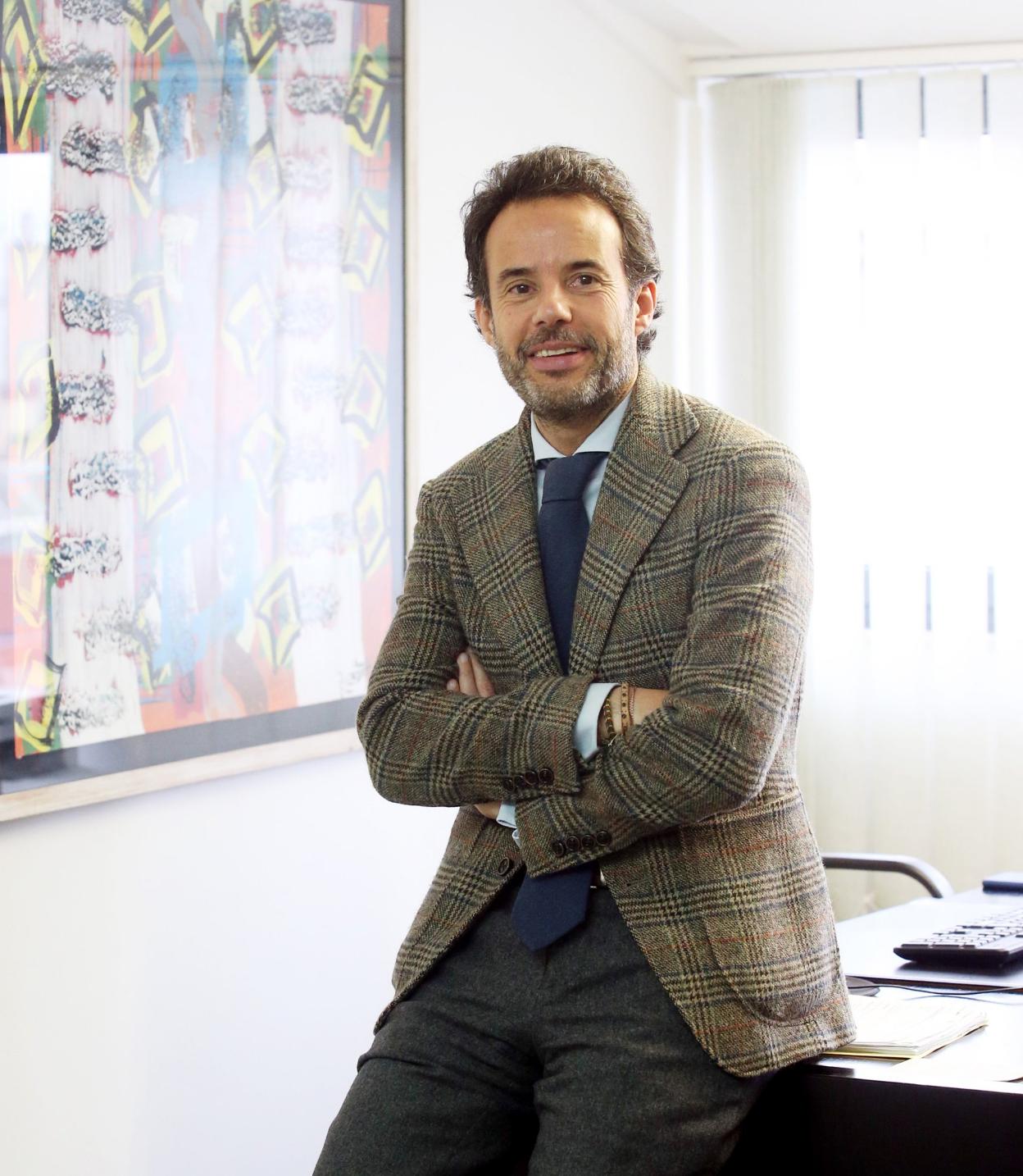 El teniente de alcalde, Nacho Cuesta, en su despacho. 