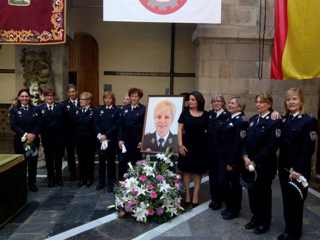 Homenaje realizado por sus compañeras en el Antiguo Instituto.