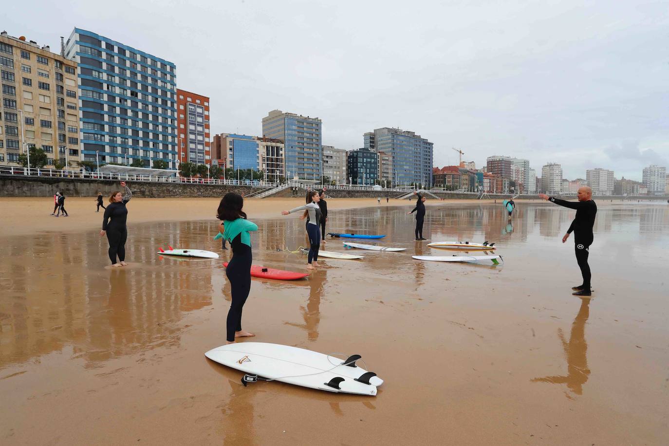Las calles se llenan de gente el último sábado previo a la entrada en la tercera etapa de la desescalada. La región está preparada pero debe esperar al lunes para disfrutar de mayor apertura a la actividad social.