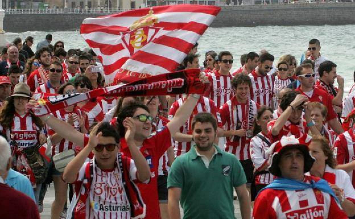 Unipes pide al Sporting que escuche a los abonados en el plan de compensaciones para evitar reclamaciones