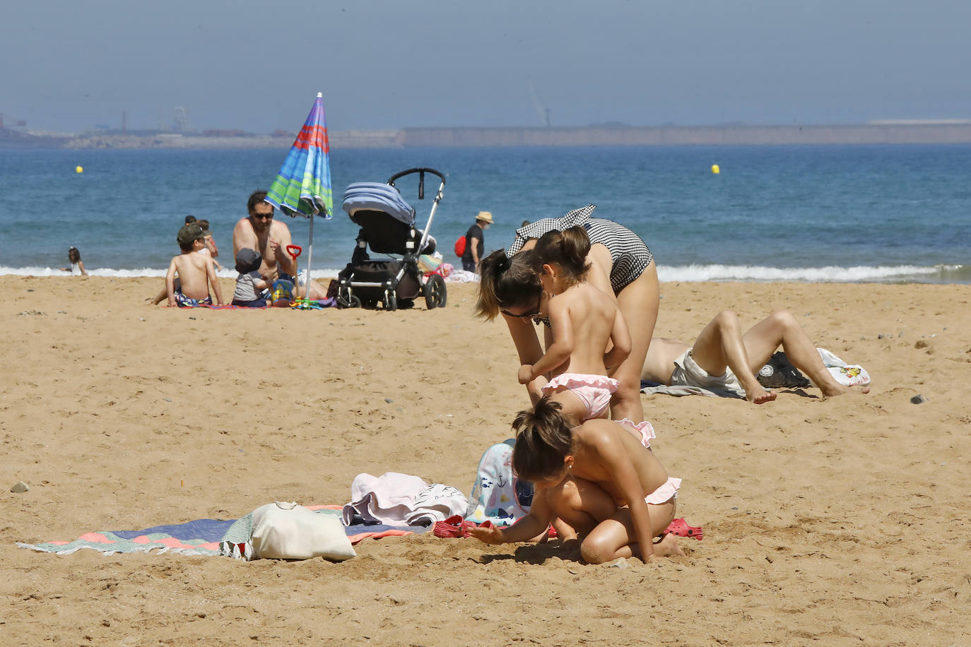 Playa de Poniente (Gijón)