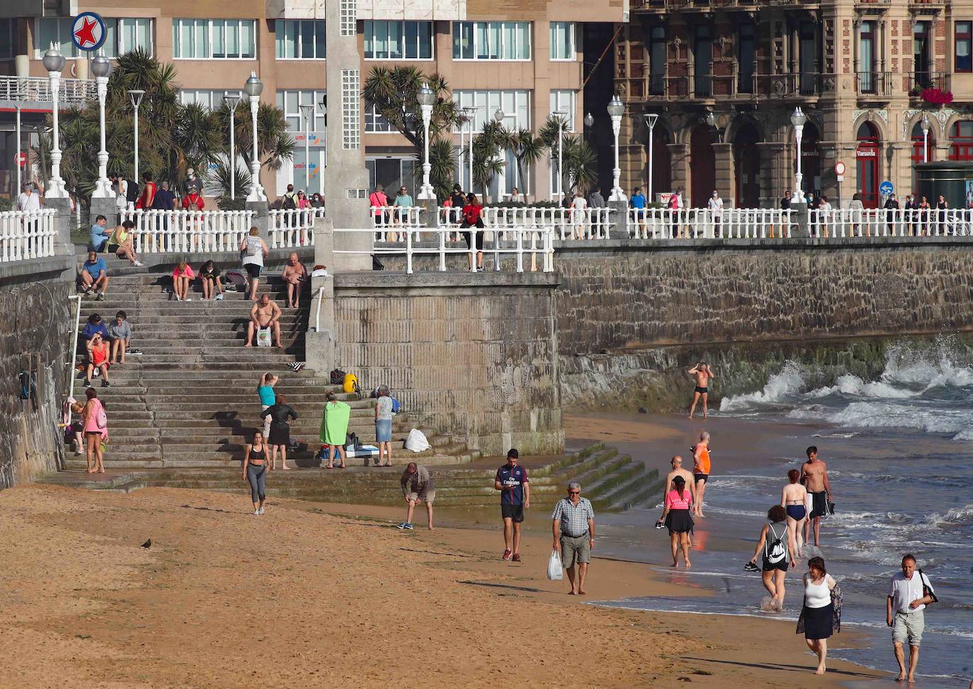 Playa de San Lorenzo (Gijón)