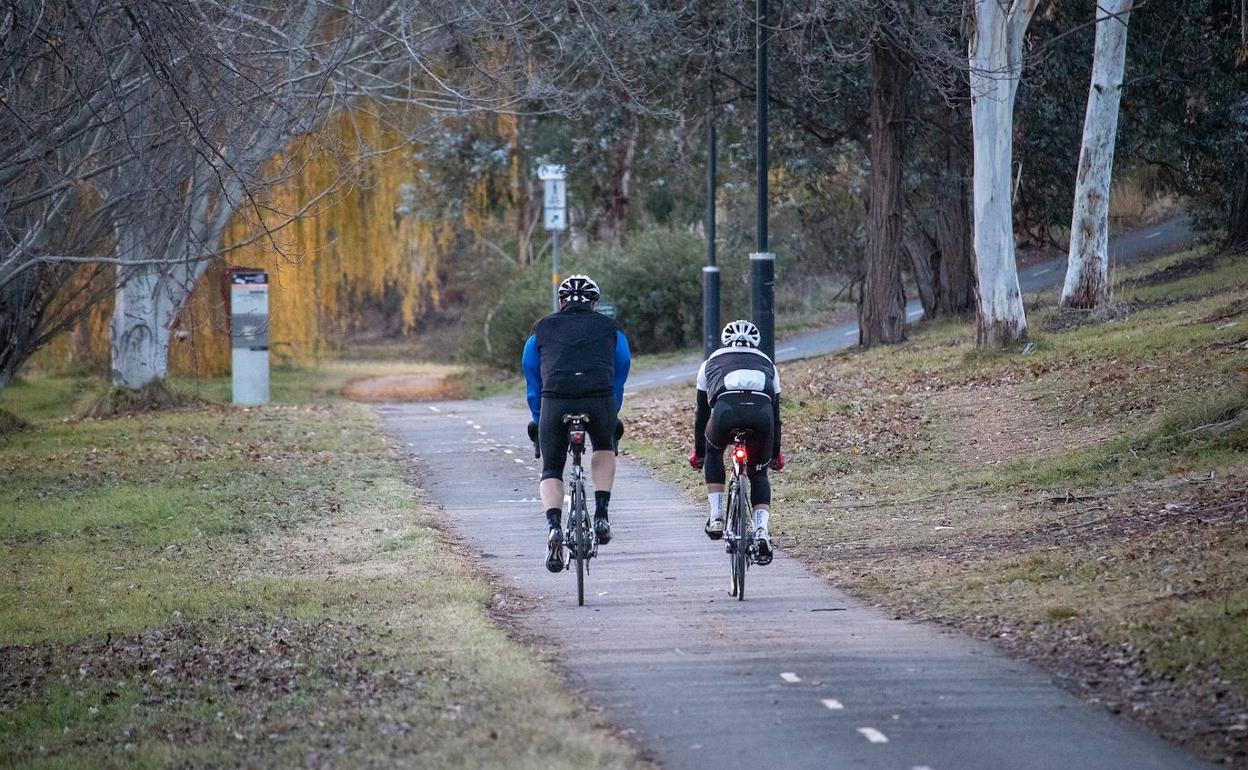 Carriles para bicicletas y vehículos de movilidad personal