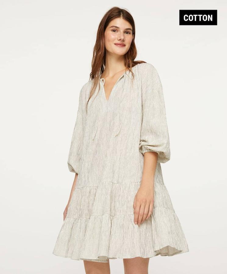 Túnica de algodón oversize de Oysho, 29,99 euros.