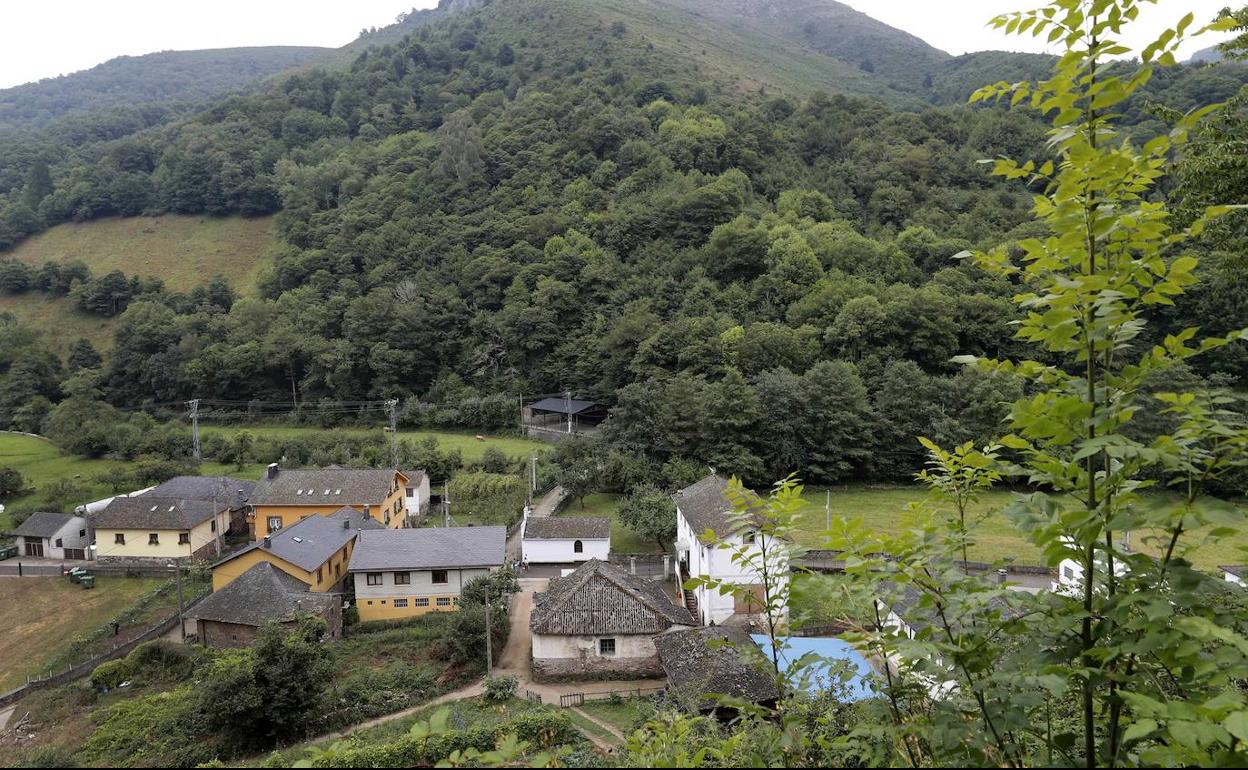 El núcleo de Moal, en Cangas del Narcea.