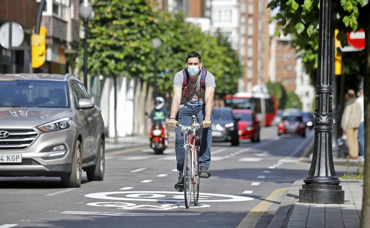Los ciclistas también tienen que cumplir las normas