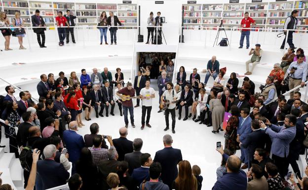 La Feria Internacional del Libro de Guadalajara y el Hay Festival of Literature & Arts, Princesa de Asturias de Comunicación y Humanidades