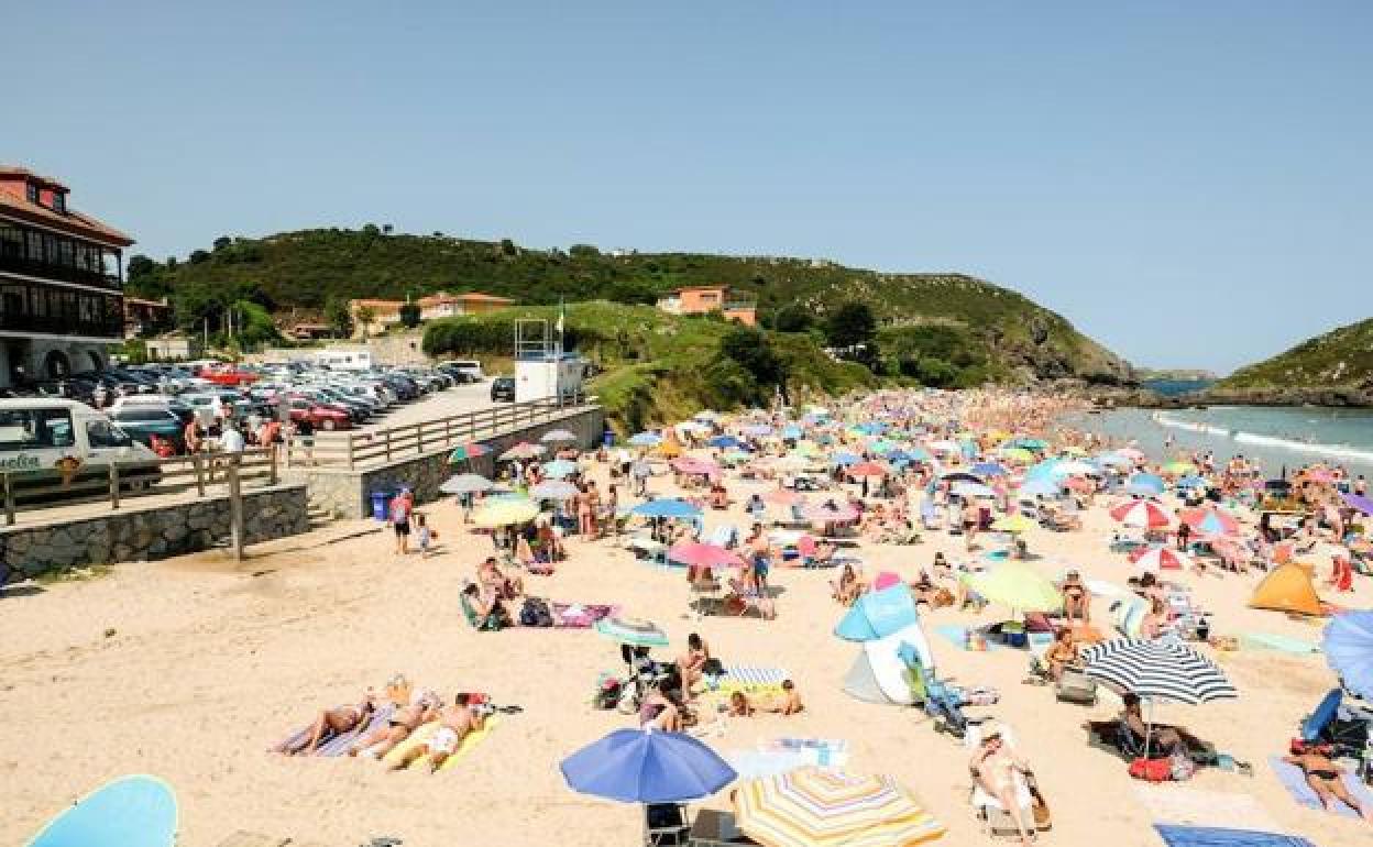 Los motivos por los que no debes usar gel hidroalcohólico en la playa