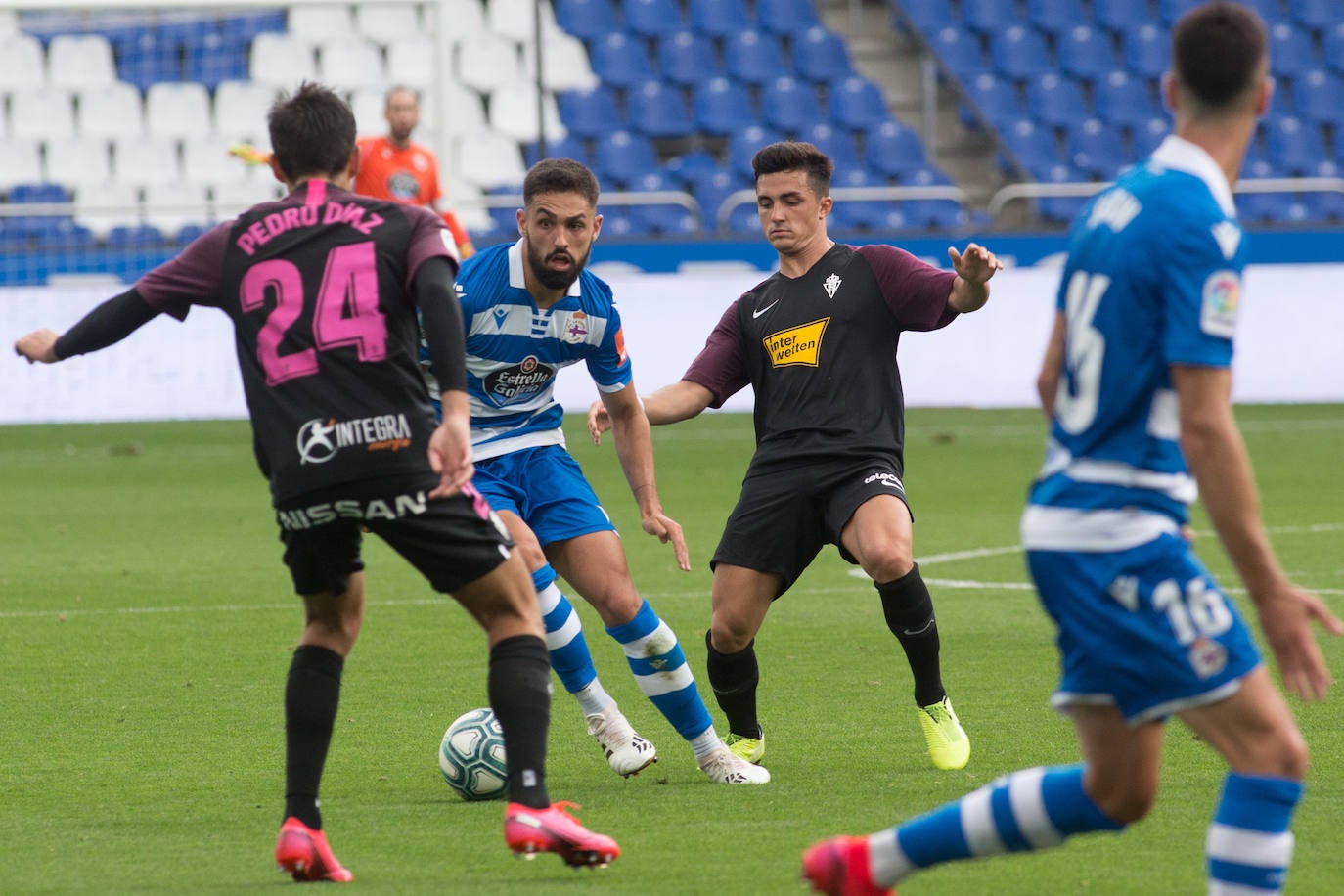 Fotos: Dépor-Sporting, en imágenes