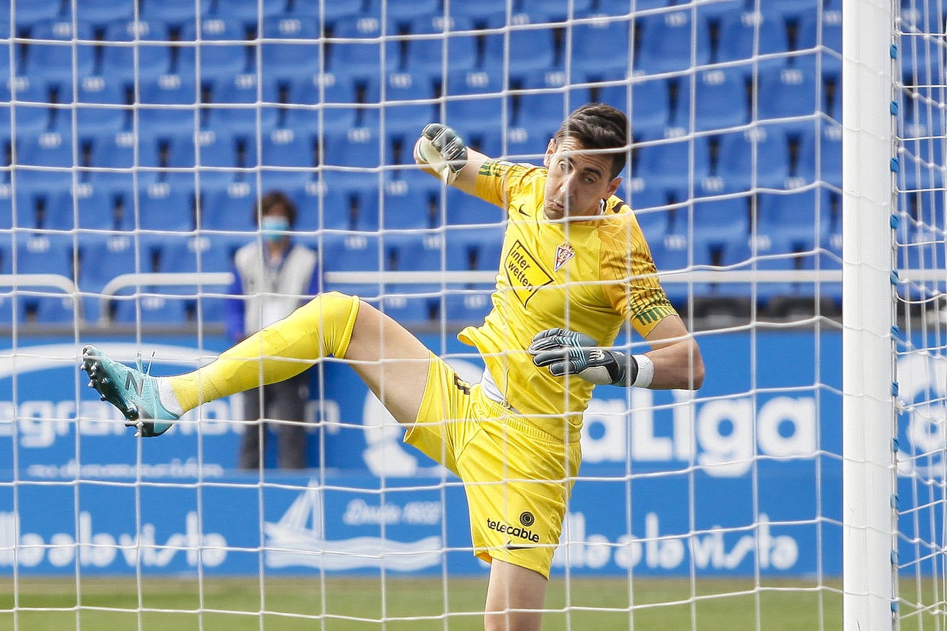 Fotos: Dépor-Sporting, en imágenes