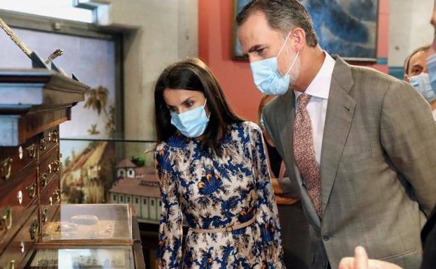 Letizia recupera su vestido de Sandro París favorito