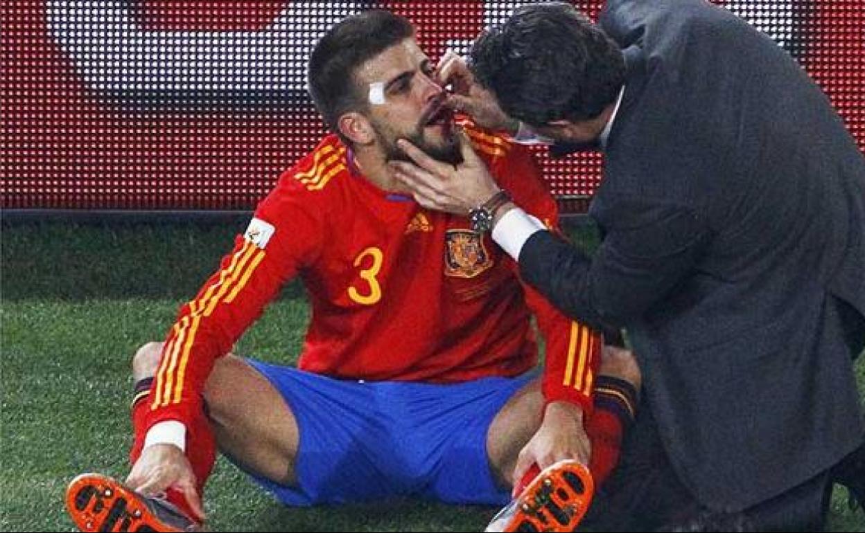 Piqué: «Me partí la cara por España. ¡Viva el Rey!»