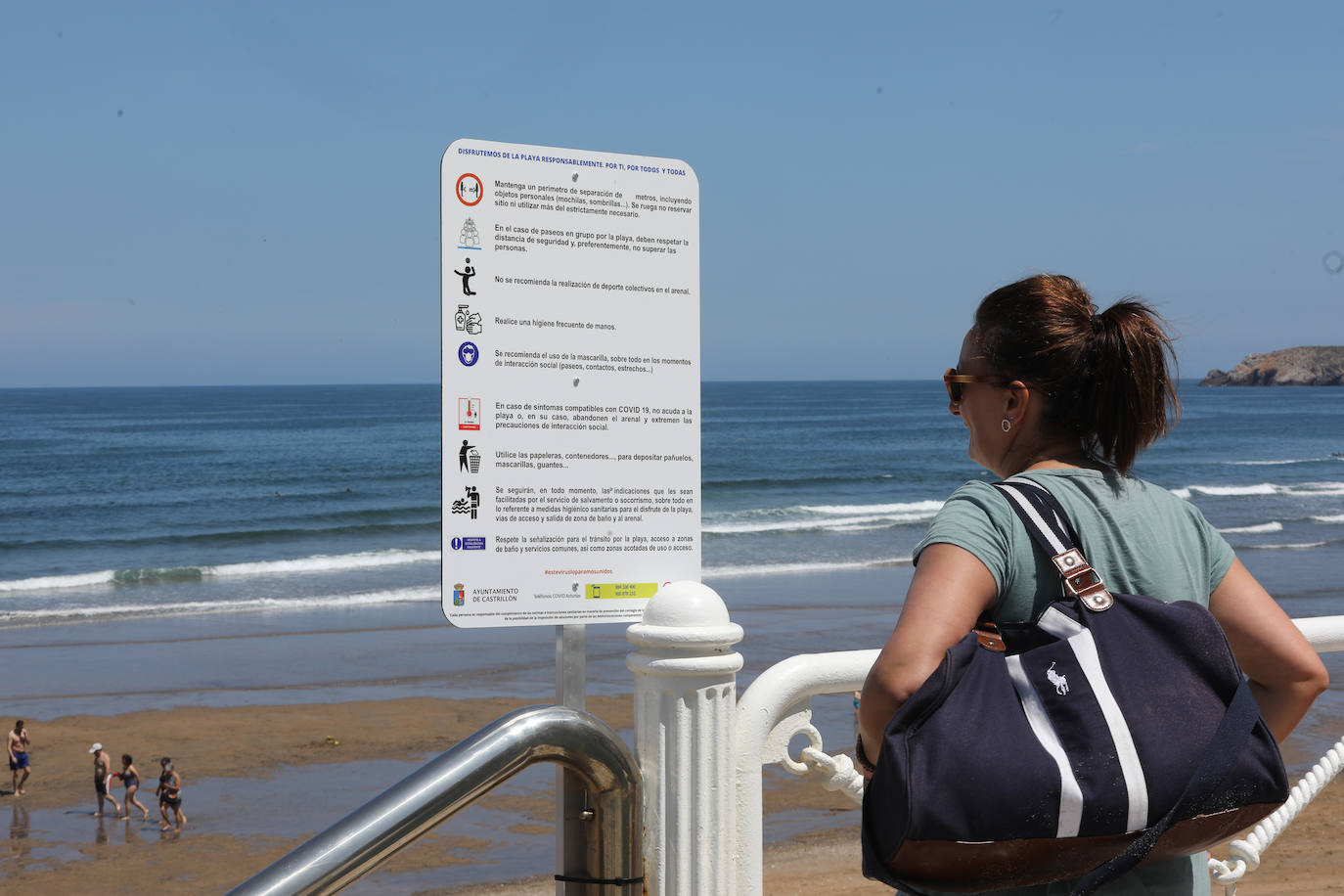 Así es la nueva normalidad en las playas asturianas. 