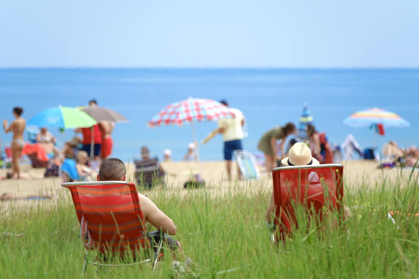 Así es la nueva normalidad en las playas asturianas. 