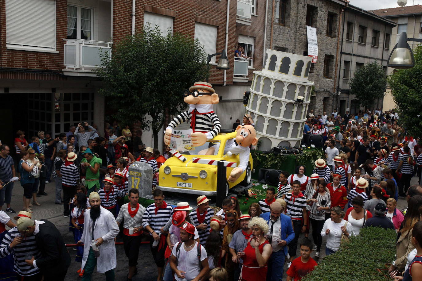 El Descenso Folklórico del Nalón, que este año cancelará todos sus actos, recibe el título de Fiesta de Interés Turístico Nacional. La organización, agradecida por la distinción, ya piensa en 2021. Este es un homenaje histórico a una de las fiestas más populares de Asturias.