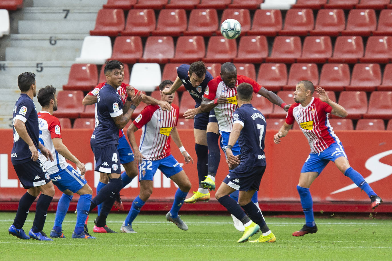 Fotos: Las imágenes del Sporting - Lugo