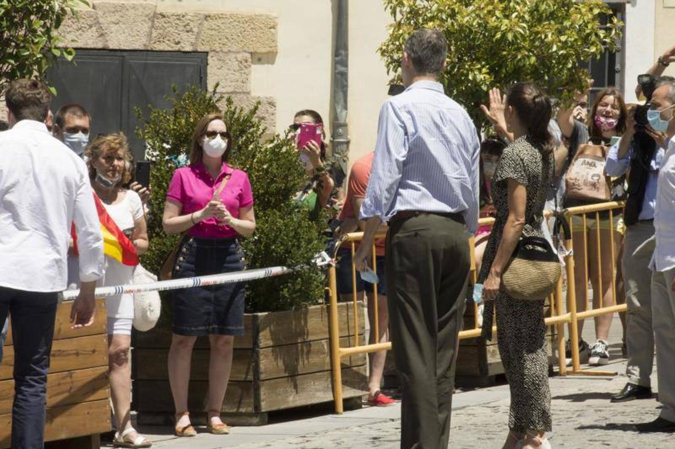 Fotos: El look asequible con el que Letizia ha triunfado en su visita a Cuenca