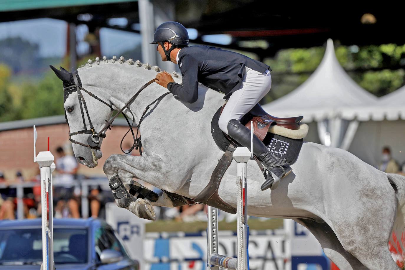 La competición comenzó a partir de las 15.30 horas con la prueba de 1,30 metros con baremo A con cronometro y desempate, mientras que las emociones más fuertes llegaron con la prueba de 1,35 metros con baremo de dos fases. 