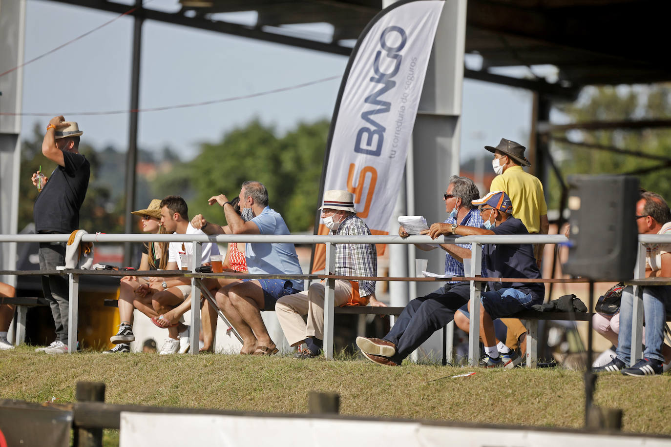 La competición comenzó a partir de las 15.30 horas con la prueba de 1,30 metros con baremo A con cronometro y desempate, mientras que las emociones más fuertes llegaron con la prueba de 1,35 metros con baremo de dos fases. 
