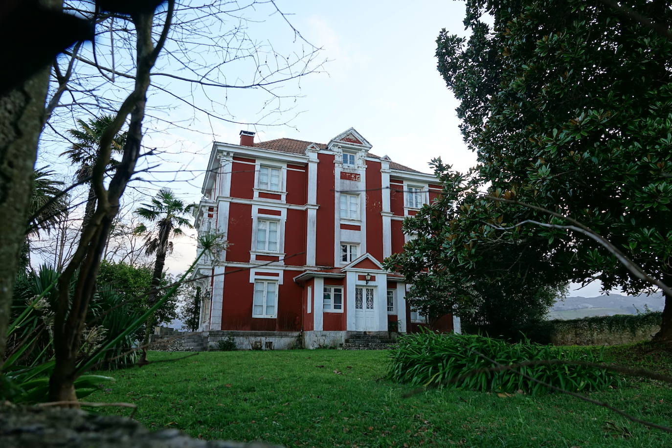 Casa Roja (Colombres)