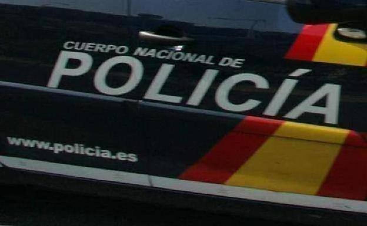 Detenidos dos hombres en Gijón por robar con violencia la cartera a una persona