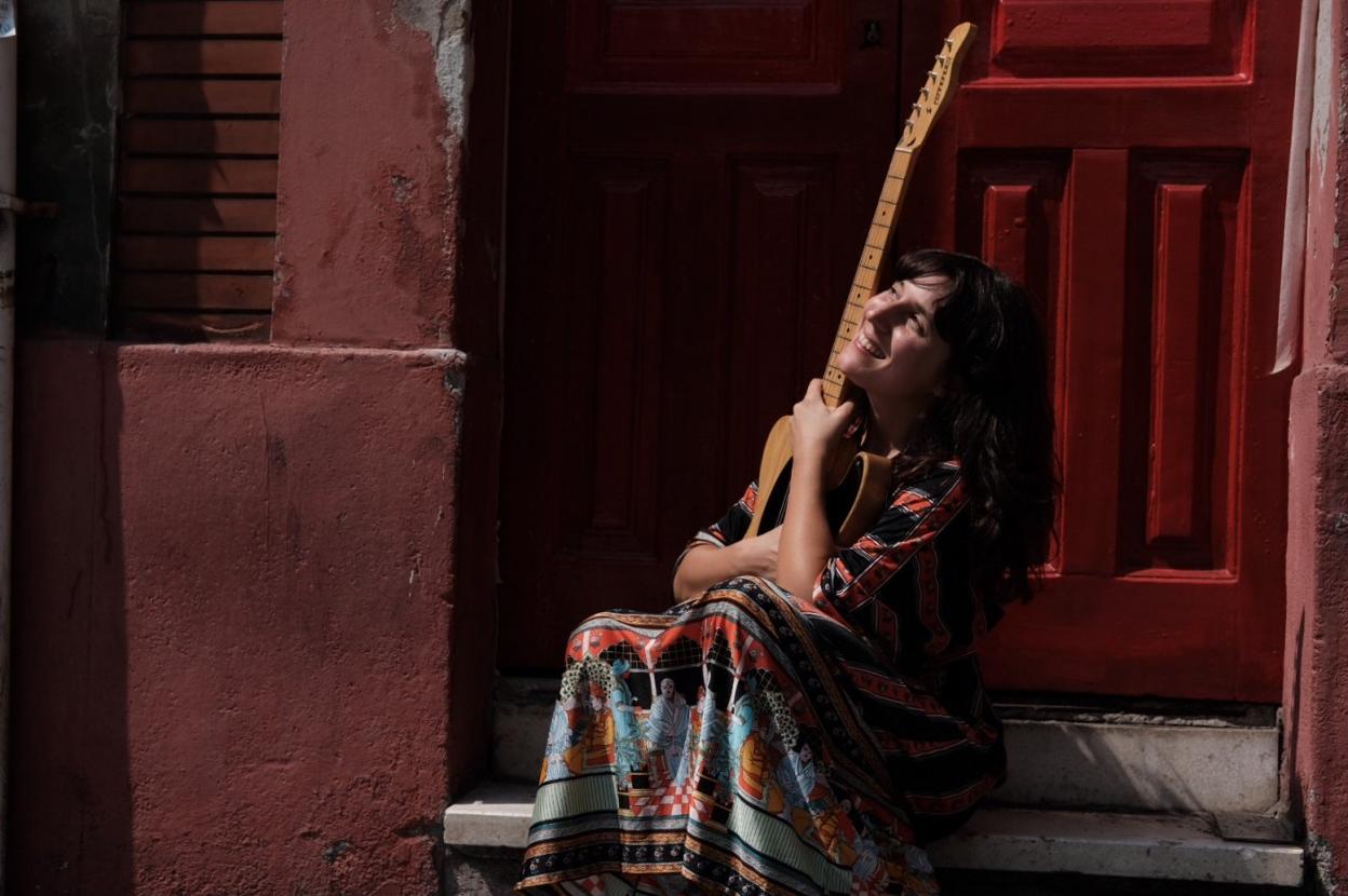 Lorena Álvarez, en el barrio gijonés de Cimavilla. 