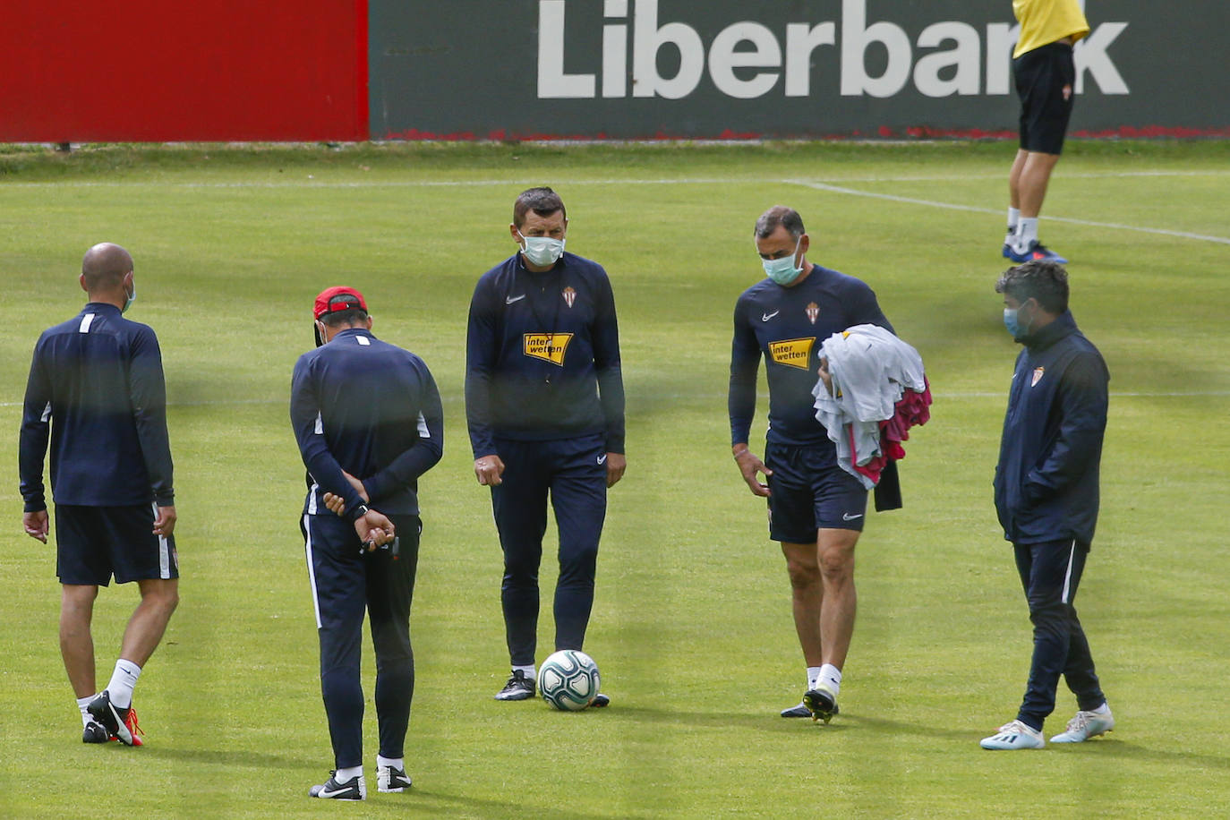 Fotos: El Sporting prepara el partido frente al Extremadura