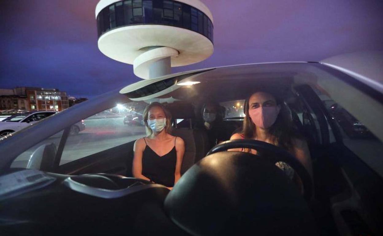 La plaza del Niemeyer se convierte en un autocine desde el próximo día 23