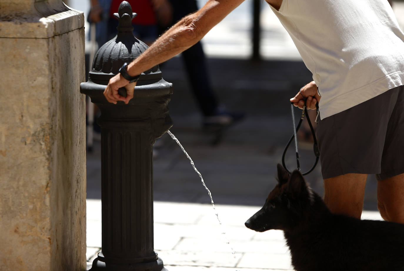 La región registra temperaturas que rozan los 30 grados en el interior mientras que en la costa se sobrepasan los 25 en muchos puntos. 