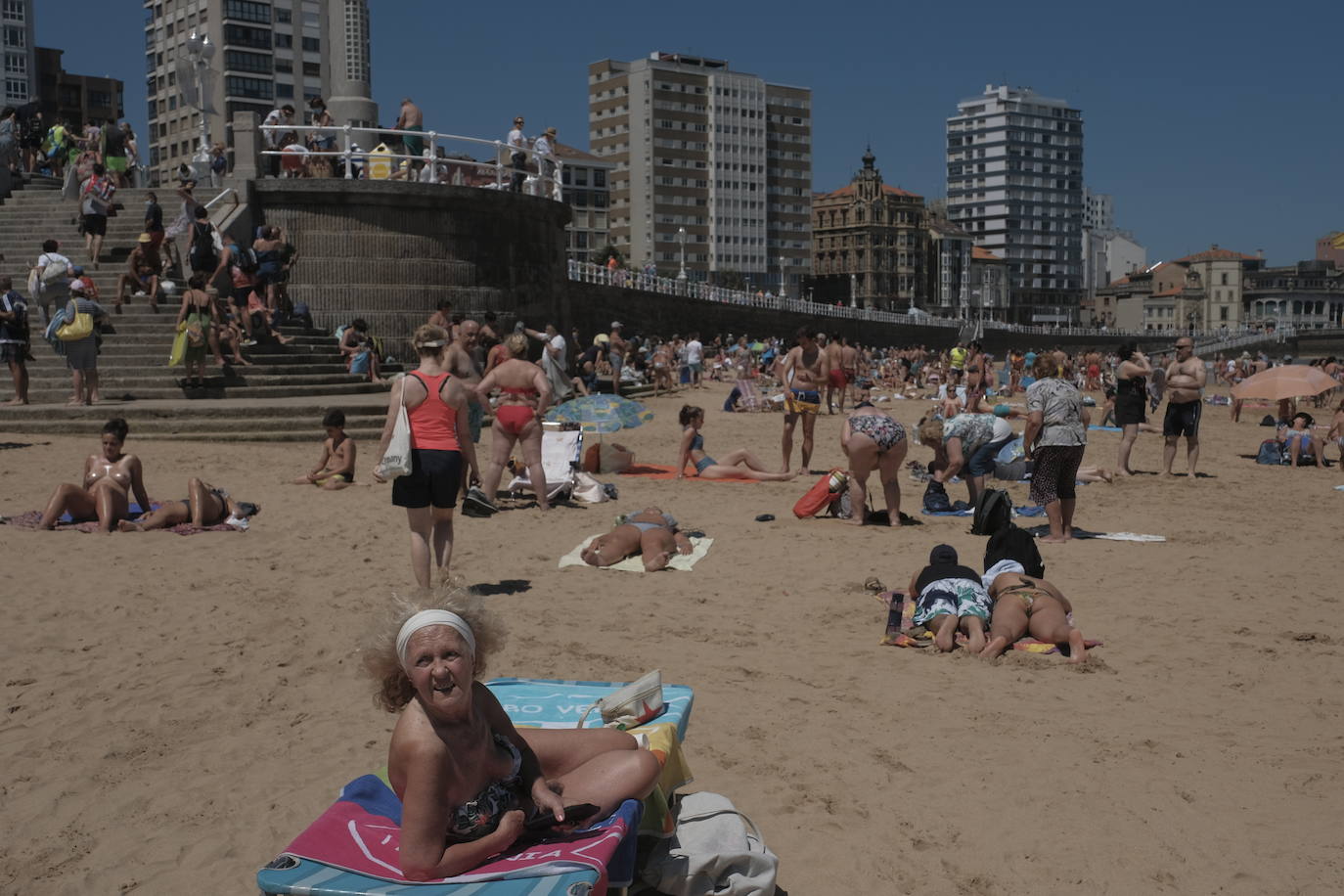 La región registra temperaturas que rozan los 30 grados en el interior mientras que en la costa se sobrepasan los 25 en muchos puntos. 