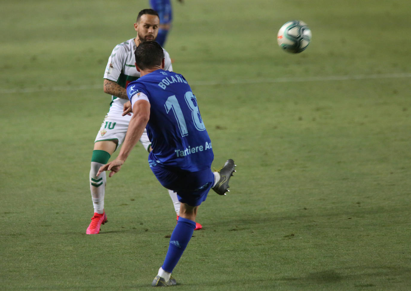 Los jugadores azules han disputado el último encuentro de la temporada en el estadio Martínez Valero. 