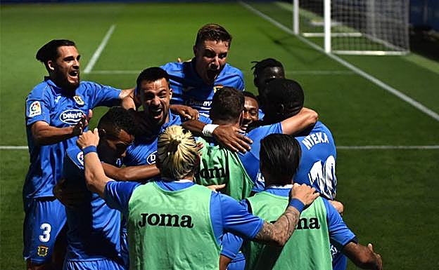 El Dépor desciende al infierno de Segunda B tras 40 años