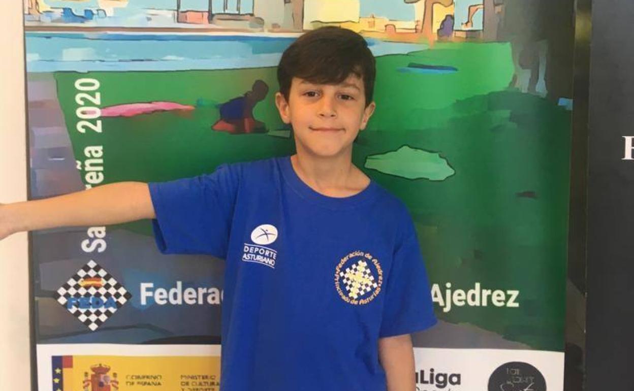 Mateo Menéndez, campeón de Asturias sub 8. AAROA PÉREZ