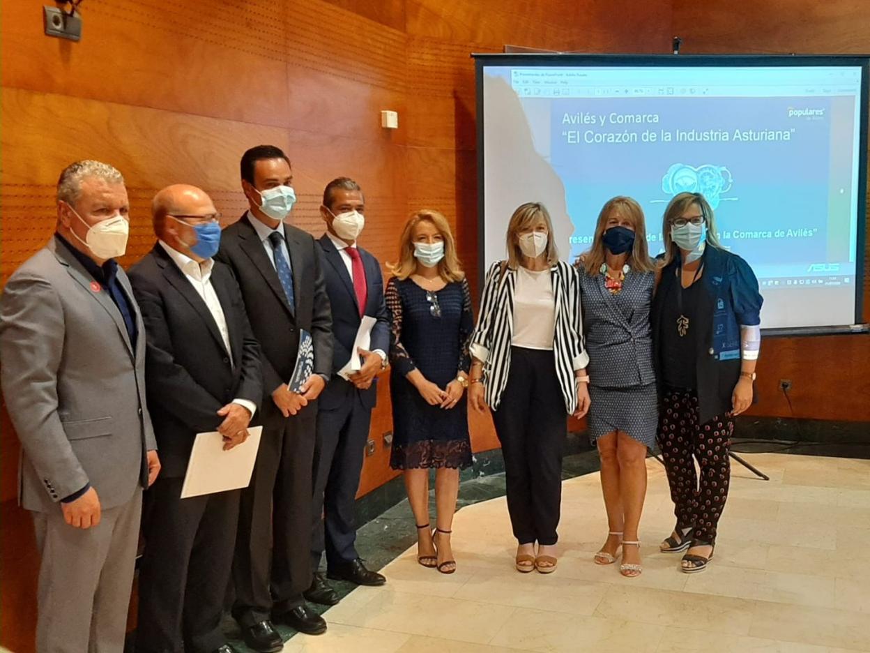 Belarmino Feito, Julio Martínez, José Agustín Suárez Valdés, Sergio Martínez, Teresa Mallada, Esther Llamazares, Paloma Gázquez y Elena Castillo. 