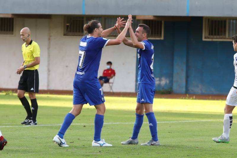 El conjunto ovetense se impuso este sábado en el Suárez Puerta al Caudal por 2-0, por lo que jugará la próxima campaña en la tercera categoría del fútbol español.