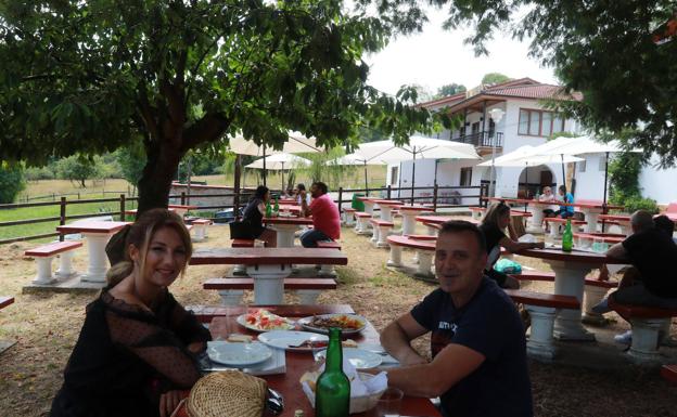 Ambiente en el llagar La Viña de Cenera.